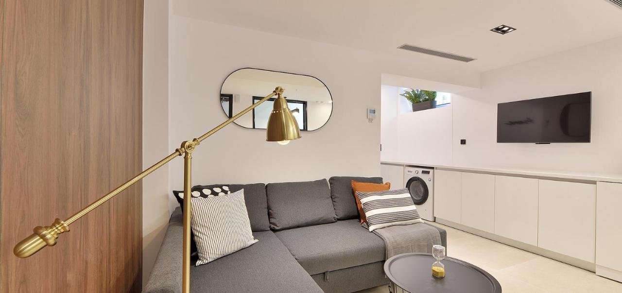 Phaedrus Living City Center Luxury Flat Skoufa 雅典 外观 照片